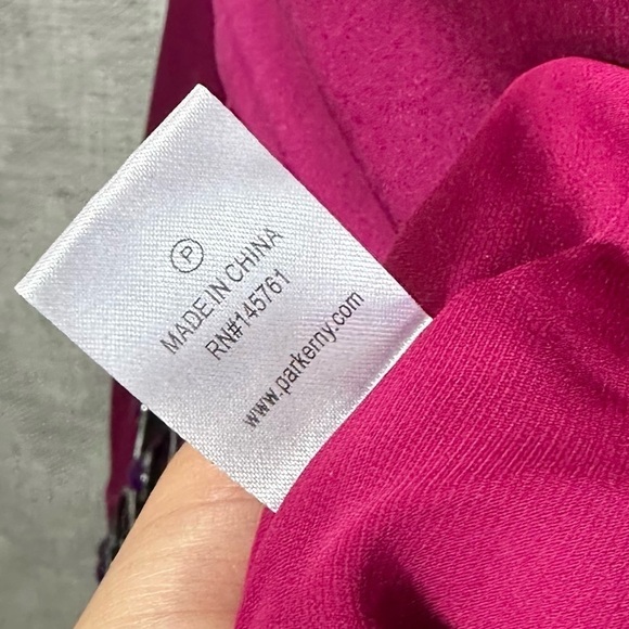 Parker hot pink 100% silk cold shoulder long sleeve blouse - Picture 8 of 9